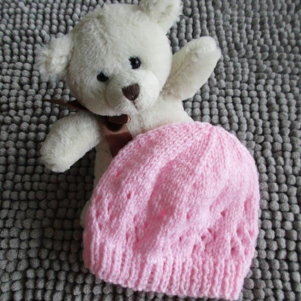 Newborn Lacey Baby Pink Beanie