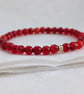 Red-orange faceted agate gemstone stretch bracelet  - Image 6