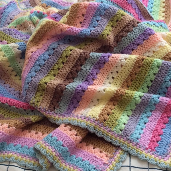 Cupcake striped pastel colours crochet blanket