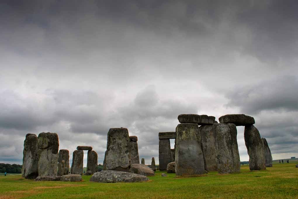 Stonehenge Wiltshire England UK 18"x12" Print