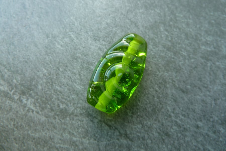 green spiral lampwork glass focal bead