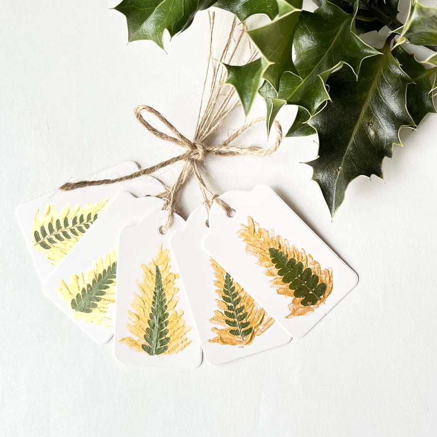 Handmade Christmas Gift Tag, Gold and Real Fern Pack of 5 Tags