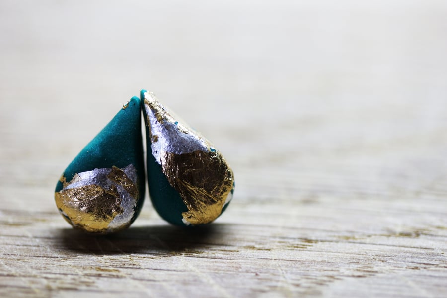 Mermaid tears- vintage feel green silver and gold