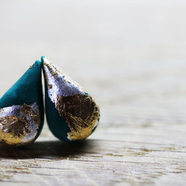 Mermaid tears- vintage feel green silver and gold