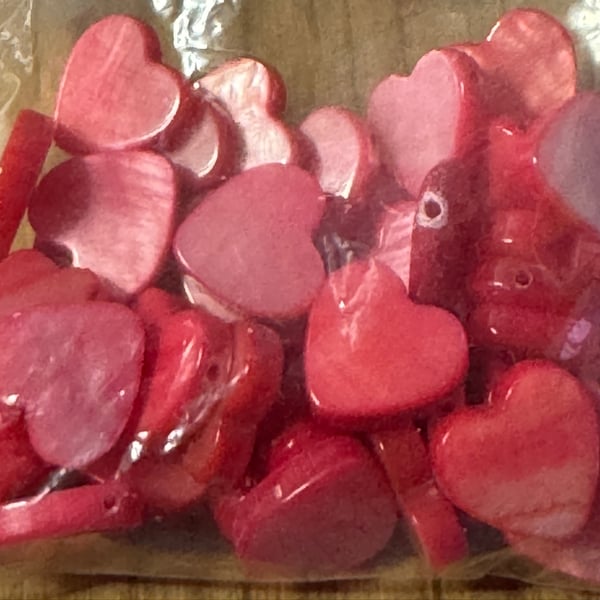 10 x Coral Mother of Pearl Shell Heart Charm Beads 11mm