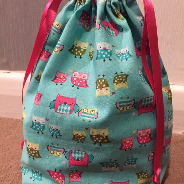 Owl gift bag