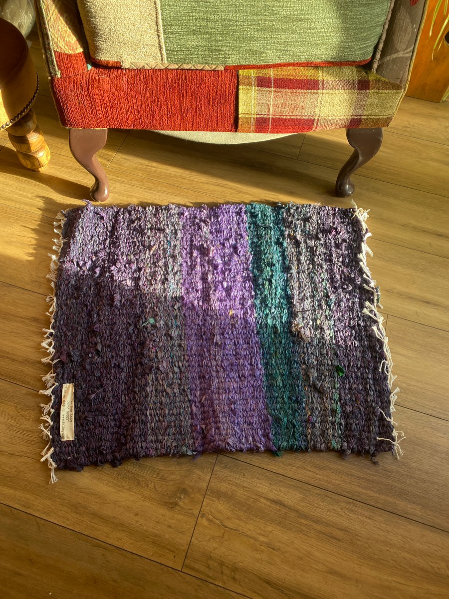 Recycled Sari silk fabric rug mat