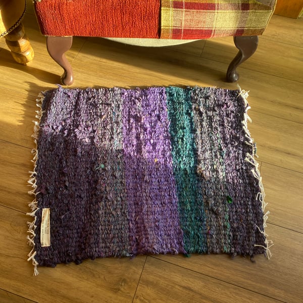Recycled Sari silk fabric rug mat