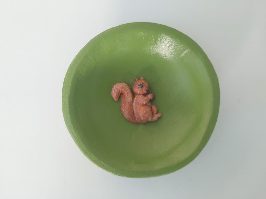 Handmade Clay Squirrel Trinket Dish – Small Nature-Inspired Decor