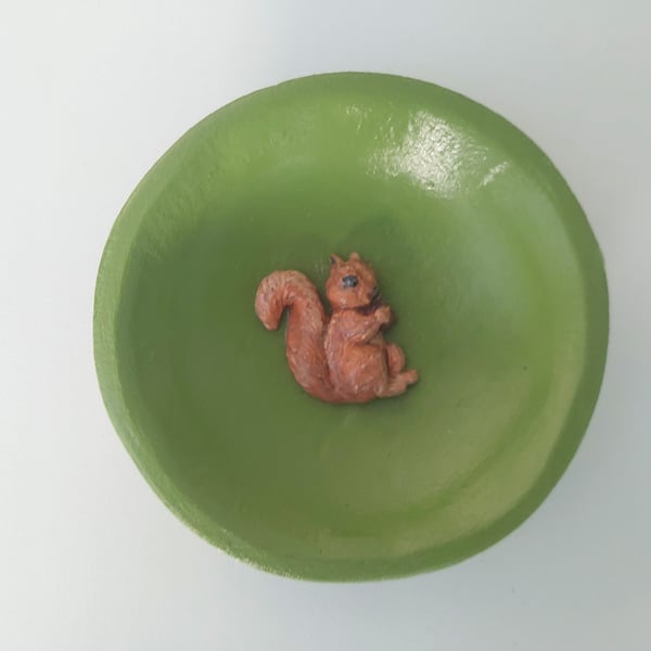 Handmade Clay Squirrel Trinket Dish – Small Nature-Inspired Decor