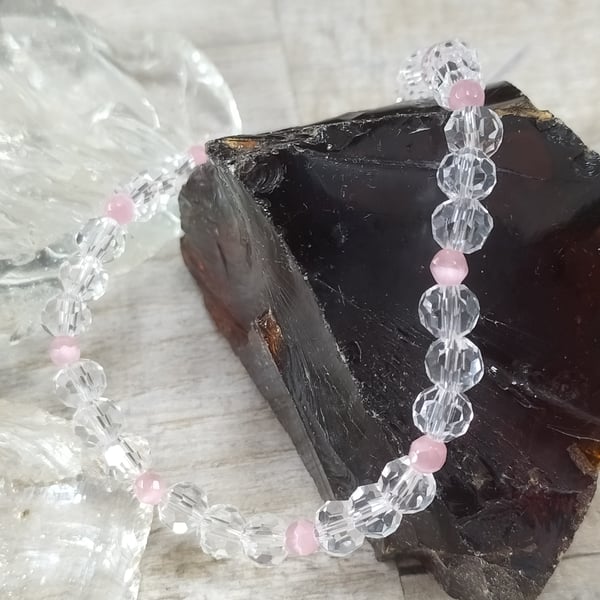 AL78 Clear sparkly anklet with pink cats eye beads