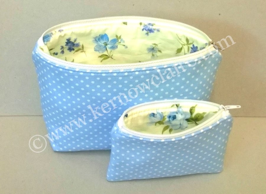 Pale blue make up bag and coin purse, gift set