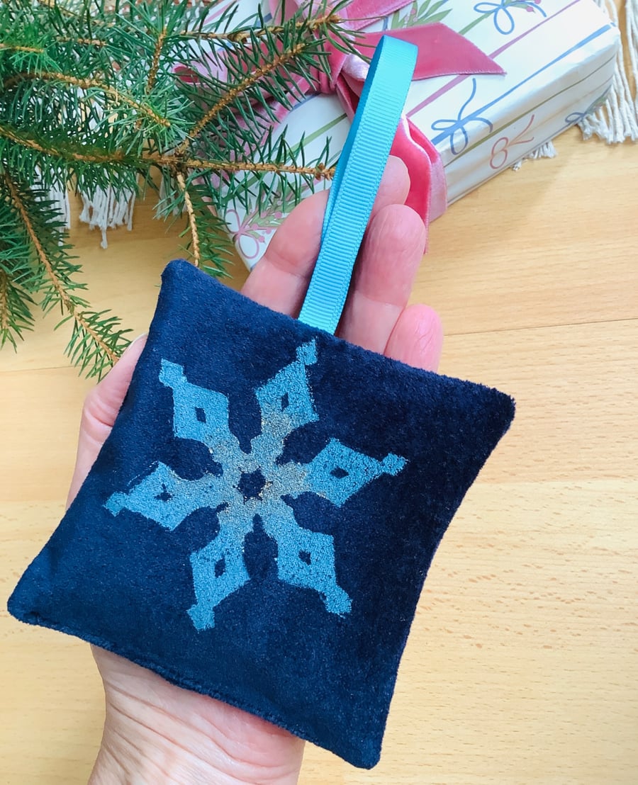 Velvet Lavender Sachet, Hand Printed Lavender Bag, Snowflake Christmas Ornament 