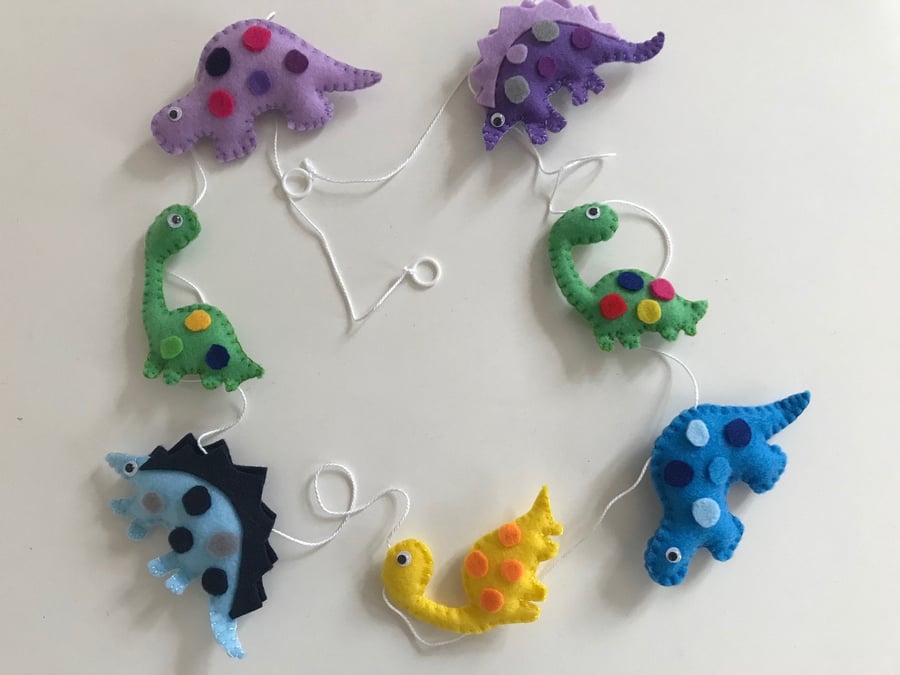 Dinosaur Felt Garland, Handmade Hanging Garland for Nursery Room, Children's roo