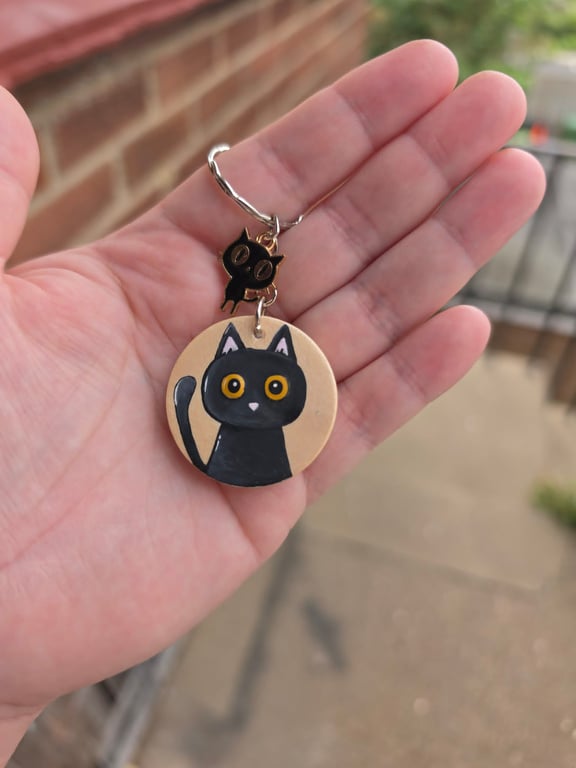 Hand-Painted Black Cat Wooden Keyring