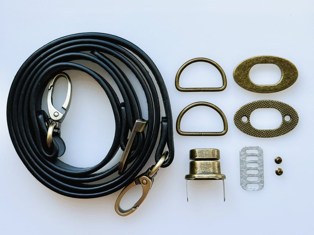 Black Turn-Lock Clasp & Strap Hardware Kit for Making a Felt Bag on a Ball
