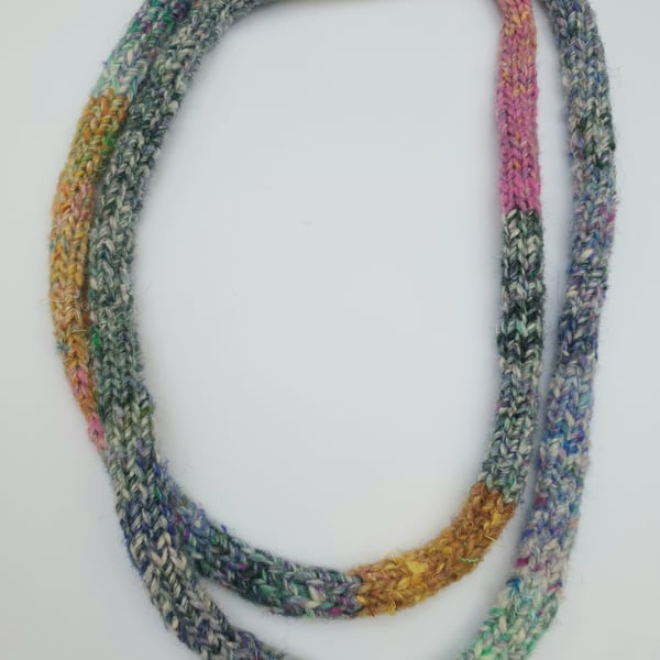 LOOP necklace