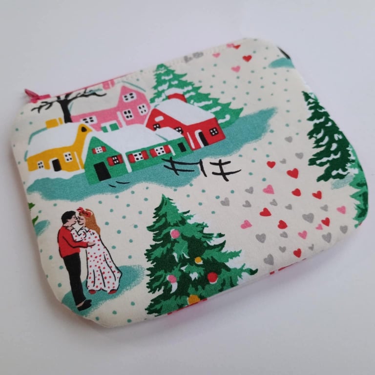 Christmas zipped purse - retro winter village scene - kissing couple, hearts 