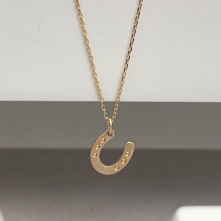Handmade 9ct solid yellow, rose or white gold  lucky horse shoe charm and chain