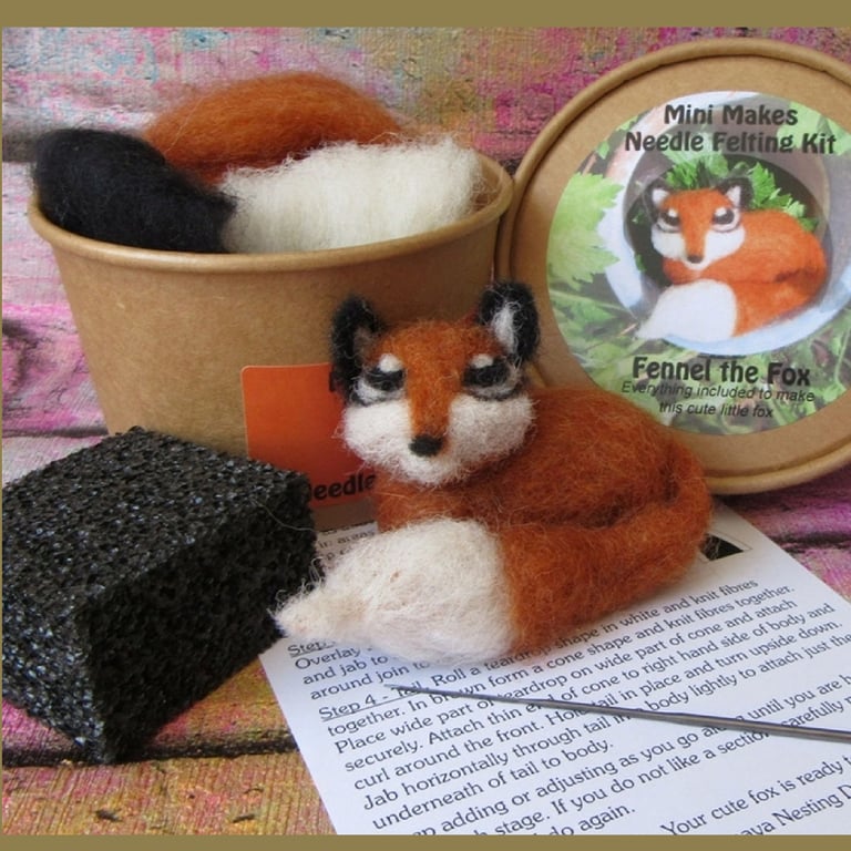 Fox Needle Felting Starter Kit, Gift for a Crafter, Everything Included