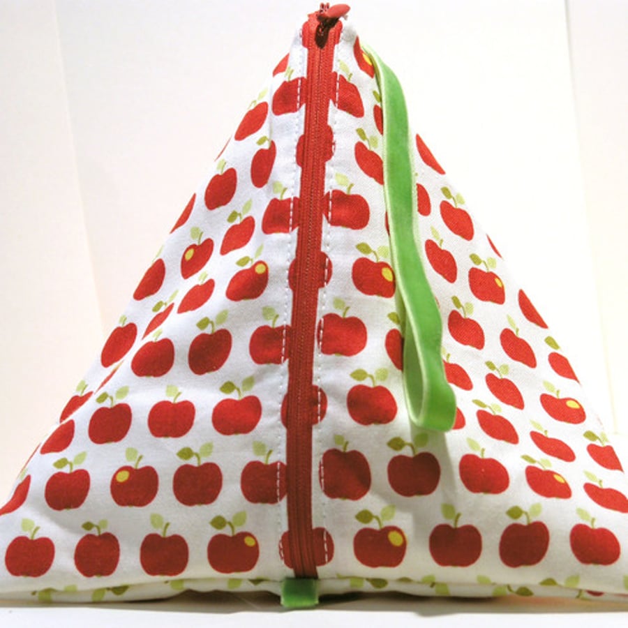 Knitting Pouch- Pyramid Style- Toffee Apple