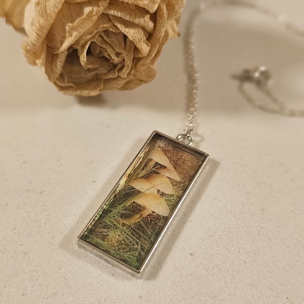 Mushroom pendant 