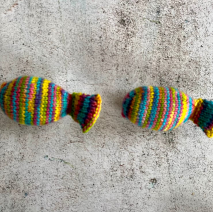 Hand knitted cat toys cheap
