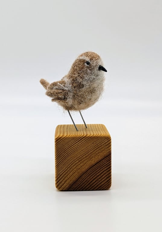 Needle felted Wren 