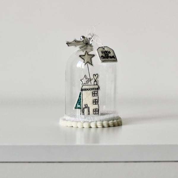 'Home for Christmas'- Glass Dome Decoration