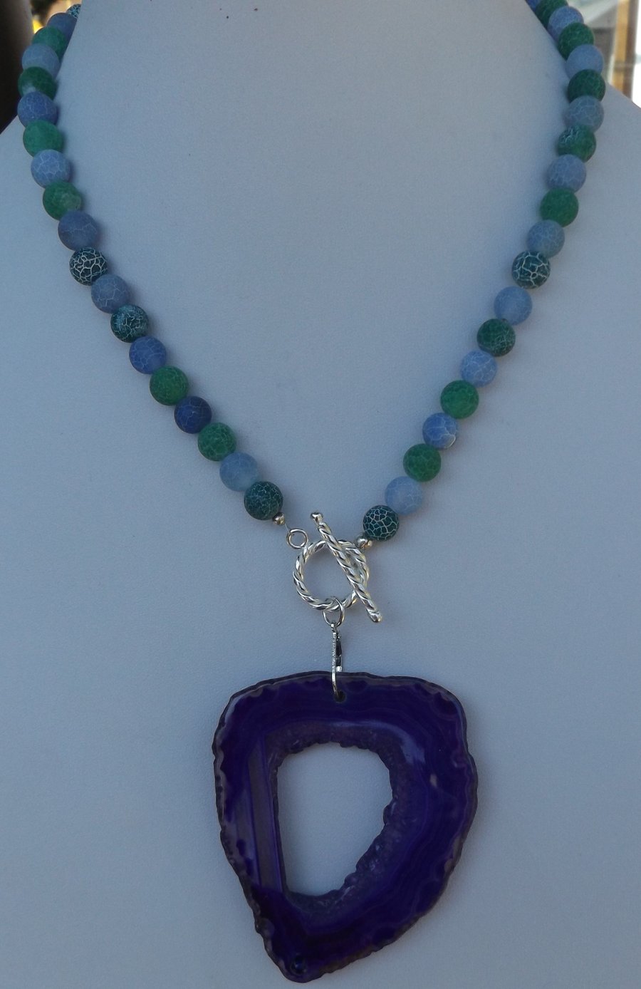Agate necklace with purple agate slice pendant