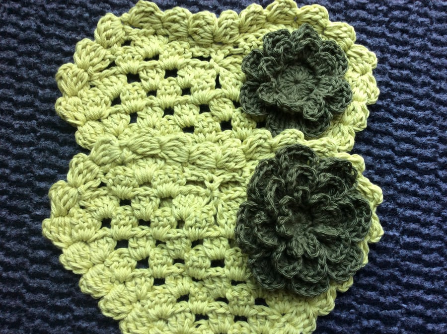 Set of 2 Crochet Heart Coasters with flowers