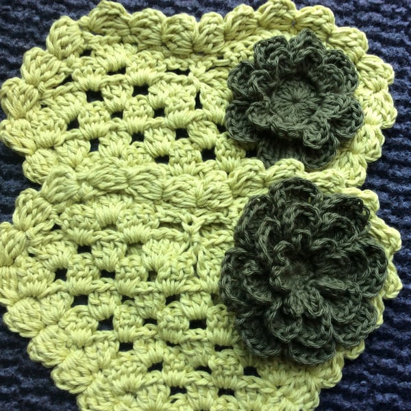 Set of 2 Crochet Heart Coasters with flowers