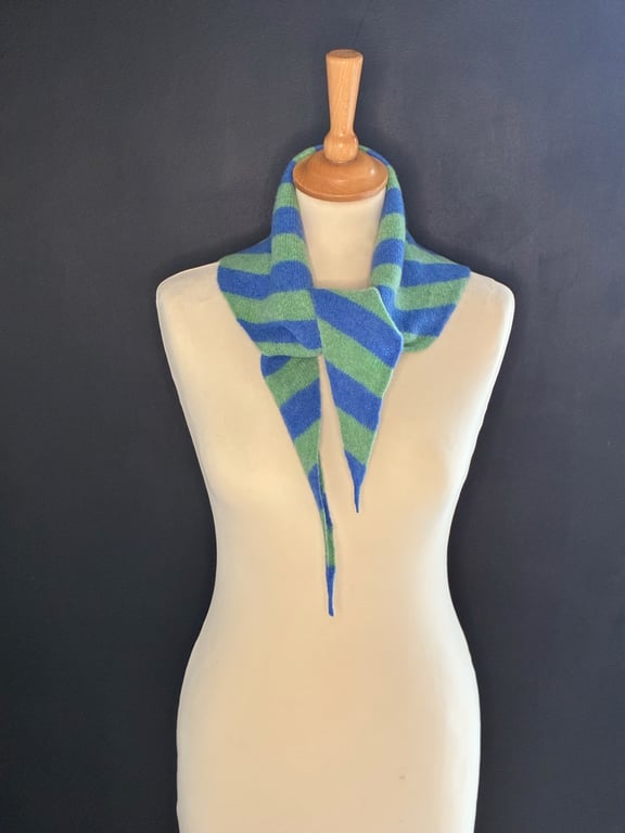 Triangle Scarf - Spring Time & Tahiti