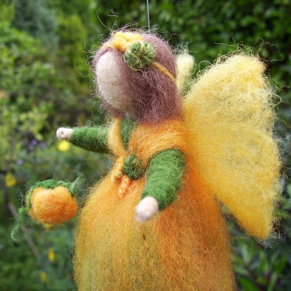 Halloween Pumpkin Fairy - Nature Table Corner - Needle Felted Autumn Decoration
