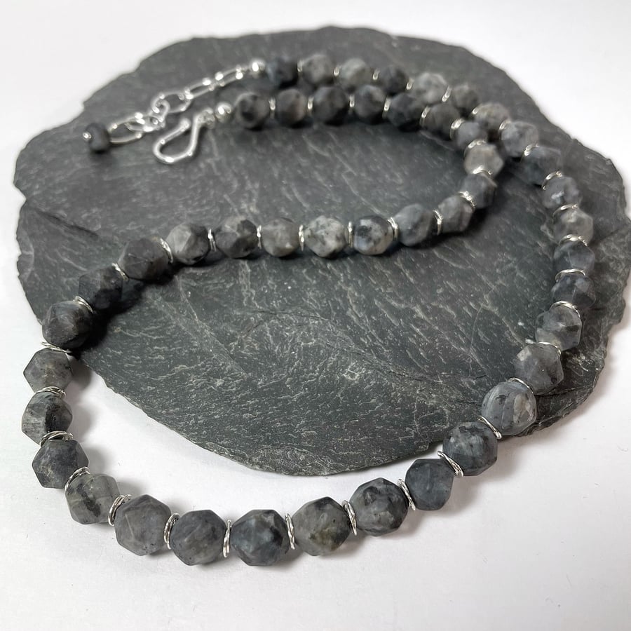 Frosted black labradorite and silver bead necklace, adjustable length