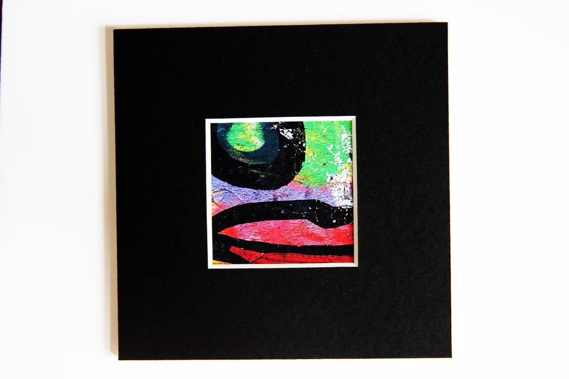 Detail of graffiti, Barcelona.4" x 4" (inches)mount, print size 2" x 2"