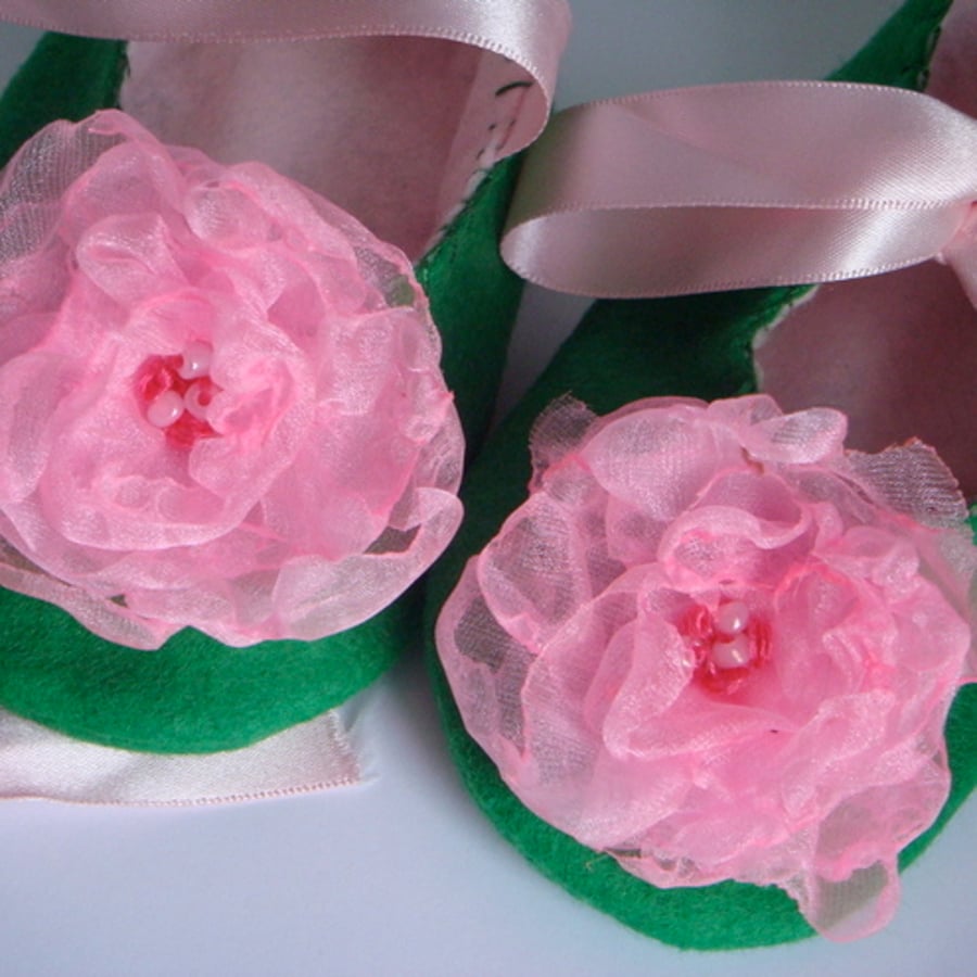 Green and Pink Organza & Felt Baby Shoes 