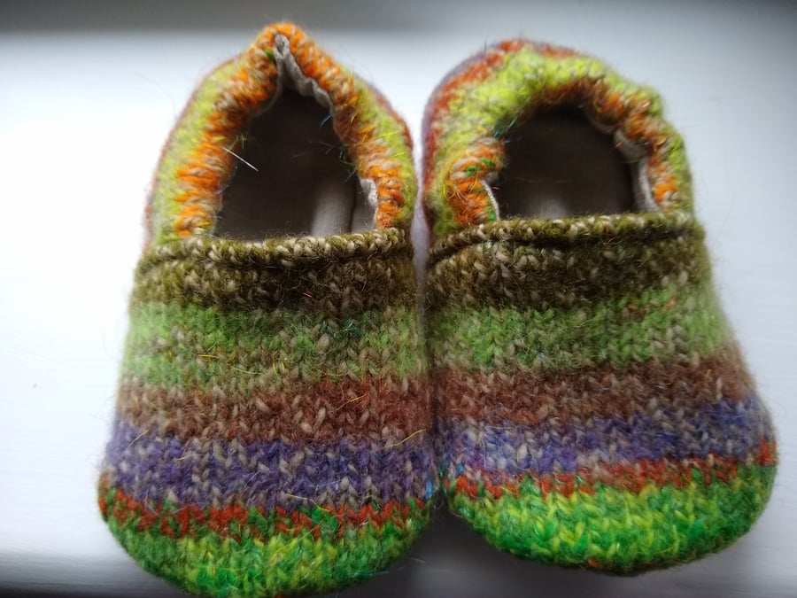 Toddler indoor shoes or slippers UK Size 4 (12-18 months)  