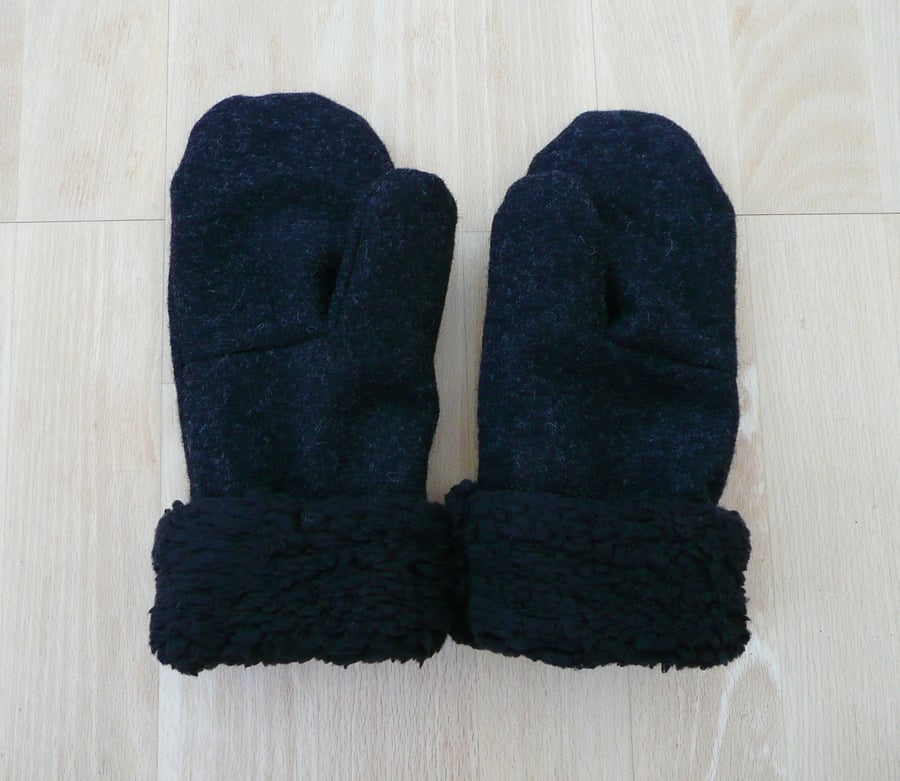 Black faux sheepskin ladies mittens sherpa fleece gloves 