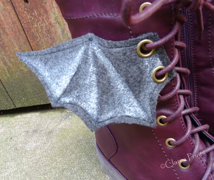 Steampunk Fabric Boot Wings Bat Wings Black Silver Cosplay