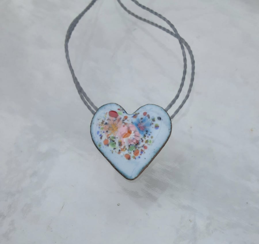 SMALL, DAINTY ENAMELLED HEART NECKLACE - 16" LONG