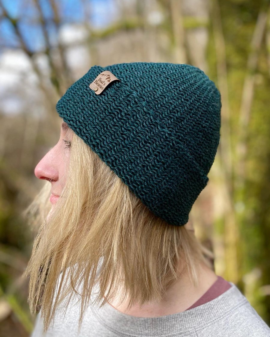 Fisherman beanie hat in (Wintergreen) wool (unisex)