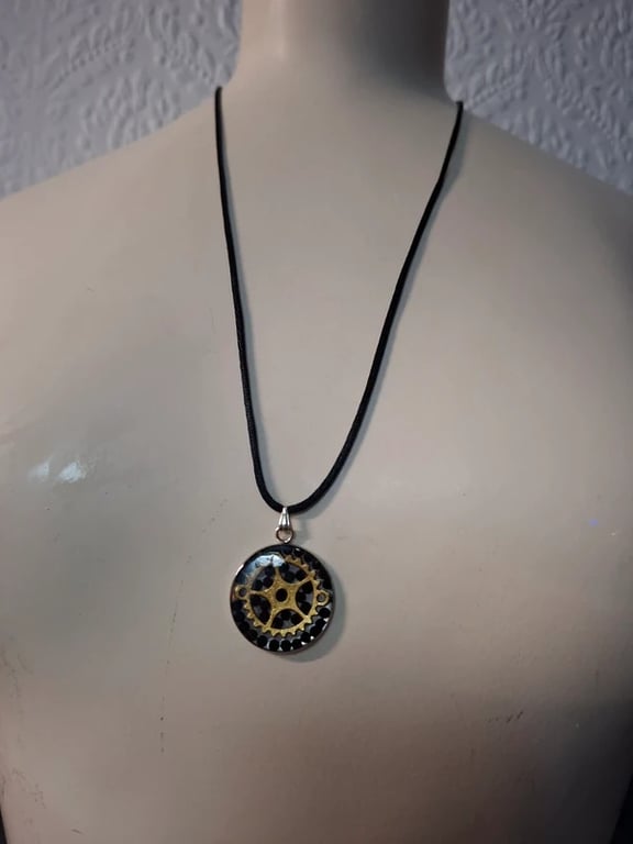 Steam Punk Style Hand Made Resin Crafted Pendant 