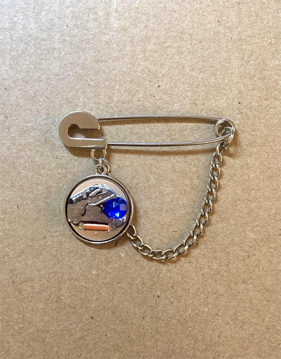 Upcycled Steampunk Theme Vintage Watch Movement Brooch Pin - lapel pin 