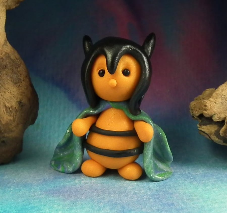 Bustling Bee 'Bree' OOAK Sculpt by Ann Galvin Gnome Village