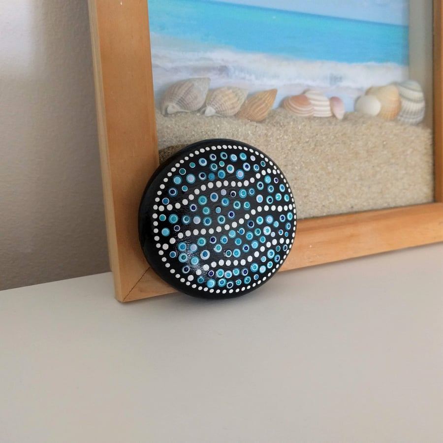 Blue sea themed dot painted wooden pebble