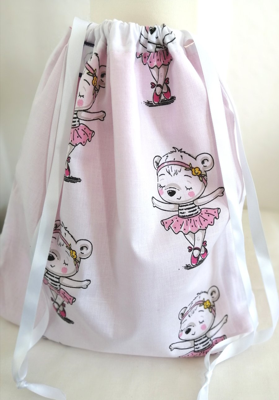 BALERINA TEDDY DRAWSTRING BAG