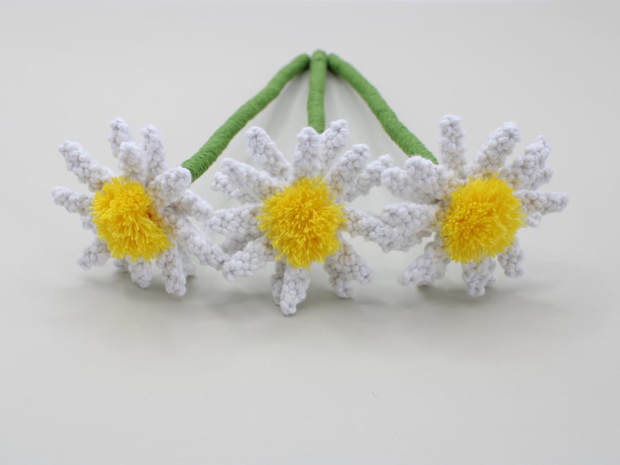 single stem macrame daisy forever flowers