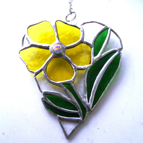 Primrose Heart Suncatcher Stained Glass 013