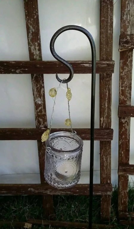 Hand Forged Lantern Hanger Garden Stake Decoration Rustic Rusty Decor 58cm 